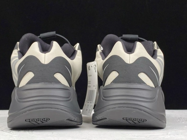 Boost FY3729 MNVN Yeezy Bone 700 Adidas 0801